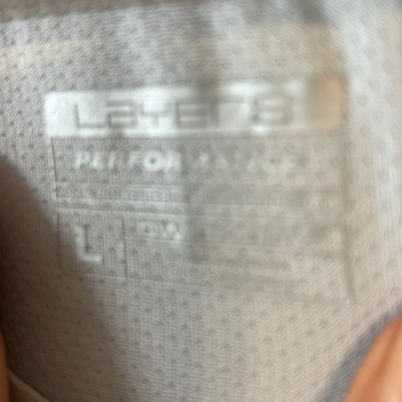 Layers Performance top with zipper pocket - Picture 2 of 7